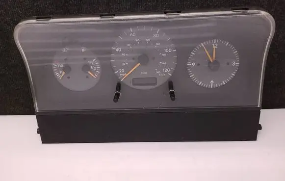 Speedometer (instrument cluster)