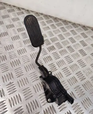 Lexus IS 220D-250-350 Accelerator throttle pedal 7811053030