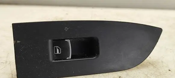 Volkswagen PASSAT CC Electric window control switch 3C8867375