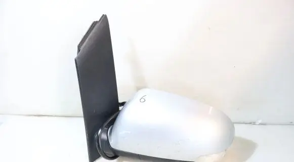 Volkswagen Touran I Front door electric wing mirror 
