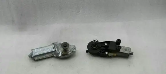 Mercedes-Benz E W212 Seat adjustment motor A2129103236