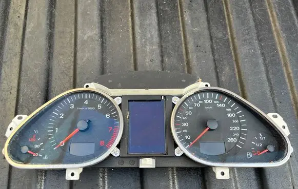 Audi A6 S6 C6 4F Speedometer (instrument cluster) 4F0920900M 4F0910900A 503000730106