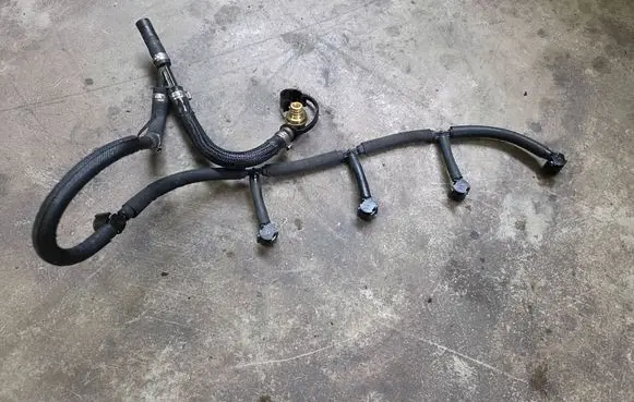 Volvo XC60 Fuel return line/hose 0445130003 31321198 D7L7J