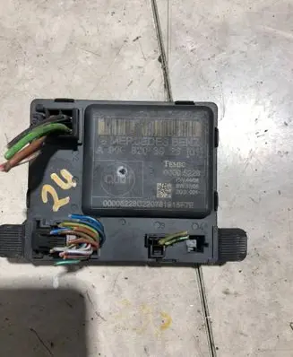 Volkswagen Crafter Door control unit/module A9068203926