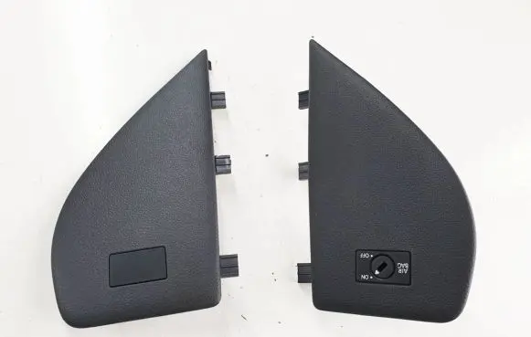 Volkswagen Amarok Dashboard side end trim