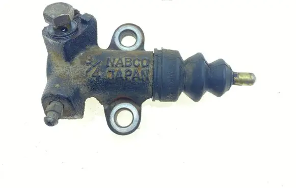 Clutch slave cylinder