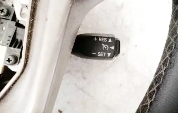 Toyota Avensis T270 Cruise control stalk 