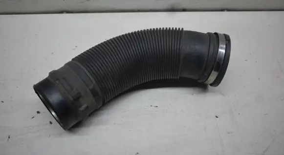 Opel Astra J Air intake duct part 13265784
