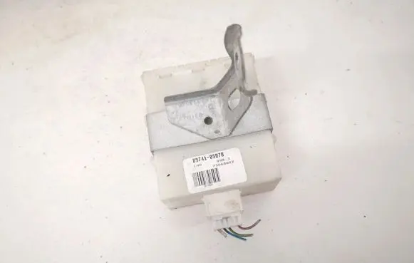 Toyota Avensis T250 Door control unit/module 8974105070 89741-05070