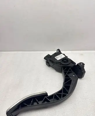 Audi A6 C7 Acceleration sensor 4H1723523 6PV00950528 01072016