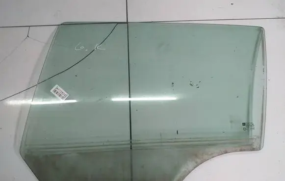 Opel Astra H Rear door window glass AS2