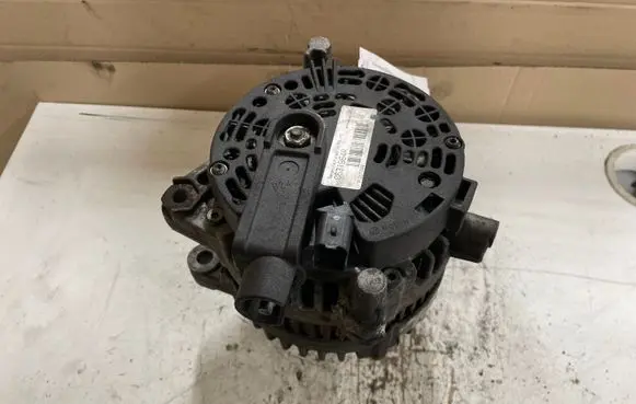 Peugeot 607 Generator/alternator C631964R 0121715001