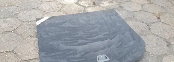 Trunk/boot floor carpet liner