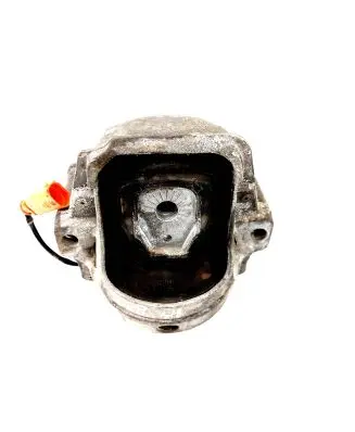 Audi A4 S4 B8 8K Engine mount bracket 8R0199381