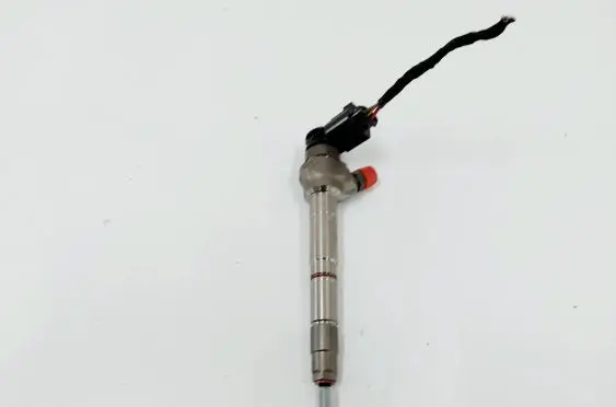 Ford Tourneo Fuel injector 05L130277E