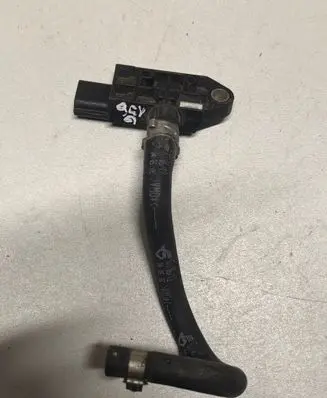 Dacia Duster Exhaust gas pressure sensor 227709604R 14953504 H8200741321