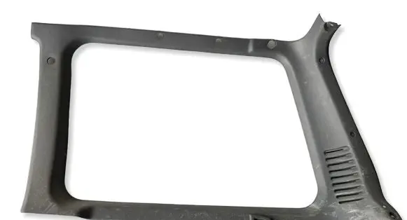 Mitsubishi Pajero (D)pillar trim (top) MB652672