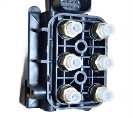 Audi Q7 4L Air suspension compressor 7L8616007A 68204398AA