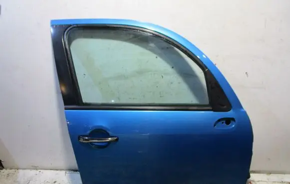 Citroen C3 Picasso Front door