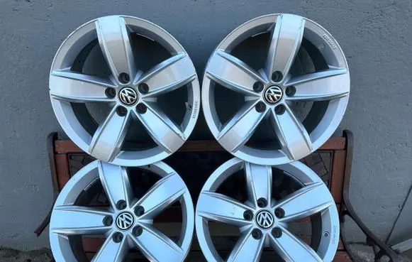 Volkswagen Touareg III R17 alloy rim 