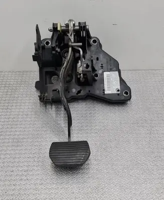 Peugeot 508 Brake pedal 9666871680 018252P