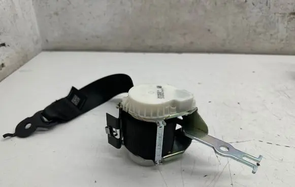 BMW 7 F01 F02 F03 F04 Rear seatbelt 34048282A 302201218 3404828A