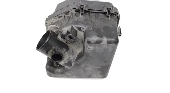 Toyota RAV 4 (XA30) Air filter box 1001408440