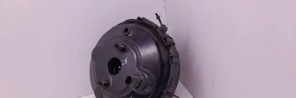 Audi Q7 4L Brake booster 7L812101D
