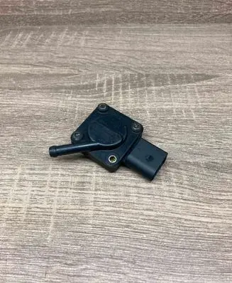 BMW 7 E65 E66 Exhaust gas pressure sensor 778921903