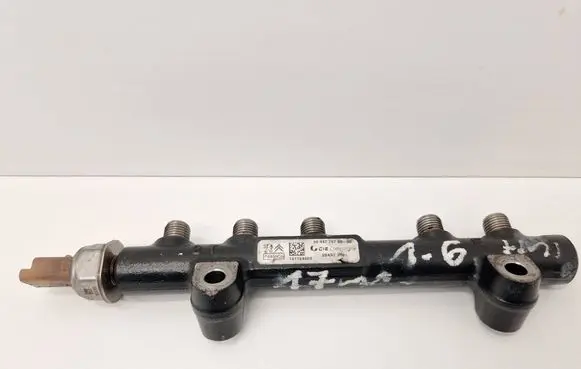 Peugeot 2008 I Fuel main line pipe 9804776780 161164069 28497Z01