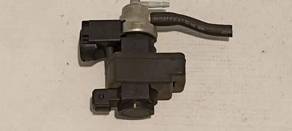 Hyundai i30 Vacuum valve 70027200 07T082