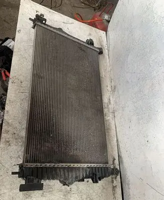 Opel Insignia A Coolant radiator