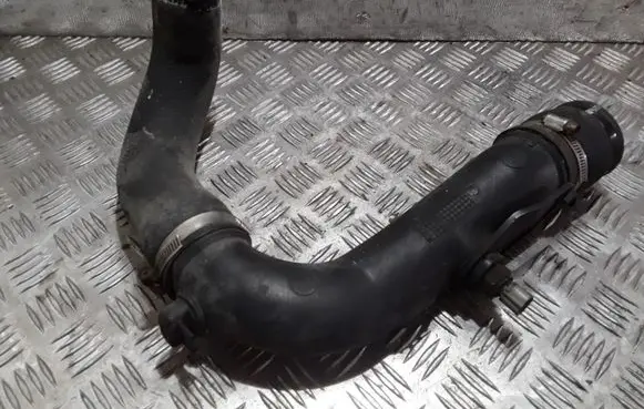 Toyota Avensis T250 Intercooler hose/pipe 173620R010