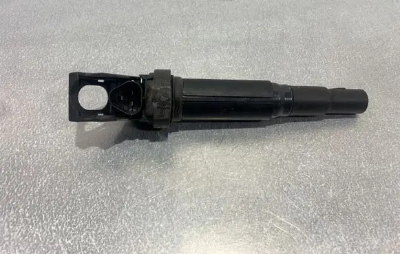 Peugeot 5008 High voltage ignition coil 9807841880