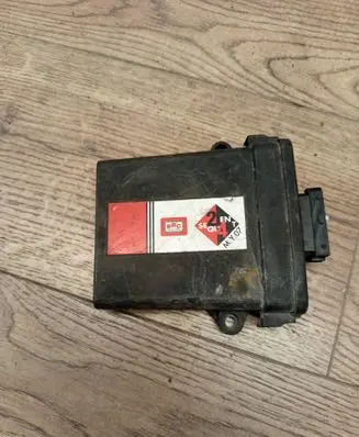 Audi A4 S4 B5 8D LP gas control unit module 67r011006