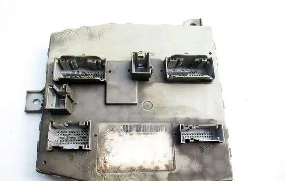 Mercedes-Benz C W205 SAM control unit A2059003913