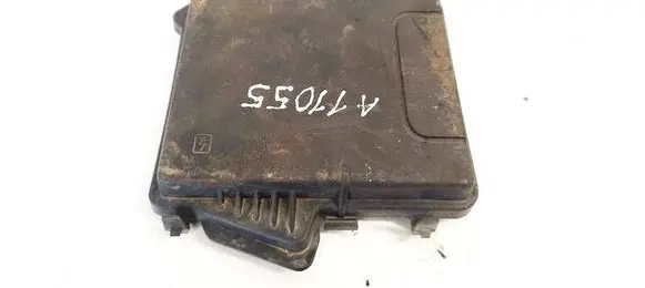 Renault Megane III Fuse box cover 284C40002R