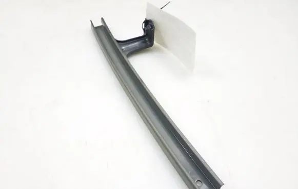 Toyota RAV 4 (XA40) Door glass rail 6740442040