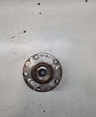 Audi A6 S6 C6 4F Rear wheel hub