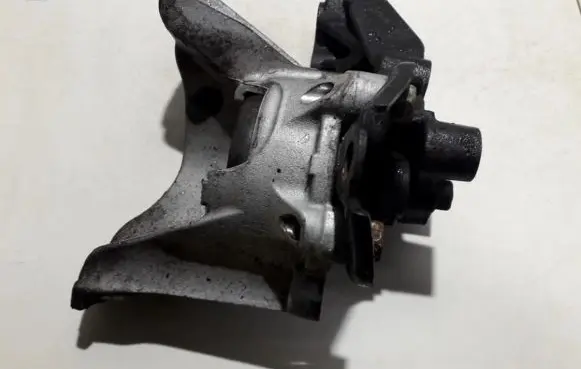 Honda CR-V Engine mount bracket pv090zhf4 pv090zhf-4