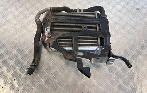Audi RS5 Coolant radiator 8K0121212C