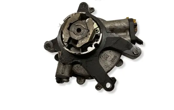 Opel Insignia A Oil pump 00655976822 7943007000 13T31701