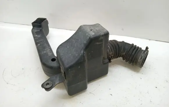 KIA Rio Intake resonator 