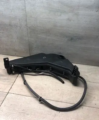 Audi Q5 SQ5 8R Windshield washer fluid reservoir/tank 8R0955453B 8R0955453C