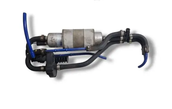 BMW X5 E53 Fuel injection high pressure pump 7165590