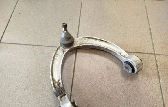Mercedes-Benz GL X166 Front upper control arm/wishbone 16613