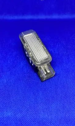 Audi Q5 SQ5 Rear door interior light 4B0947415A