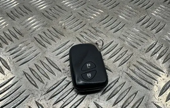 Lexus CT 200H Ignition key/card MR3983
