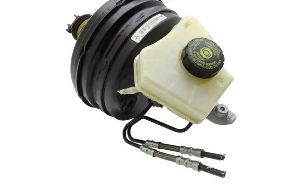 Mercedes-Benz CLS C219 Brake booster A2114301030R A2114300802