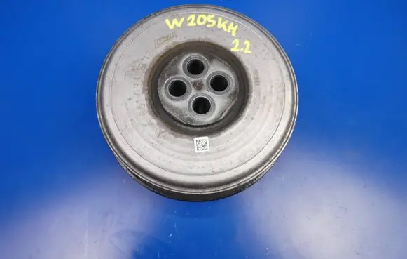 Mercedes-Benz C W205 Crankshaft pulley A6510351912